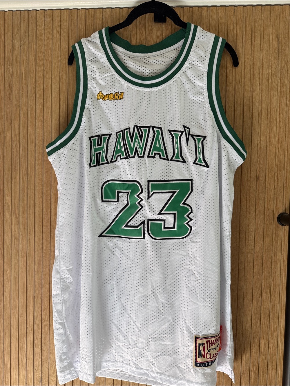 Retro Hawai'i Rainbows Men's XL White & Green Basketball Jersey Thankful limited